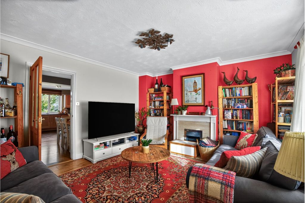 Additional image 7 of 4 bed semi-detached house for saleOrchard Road, Marlborough SN8