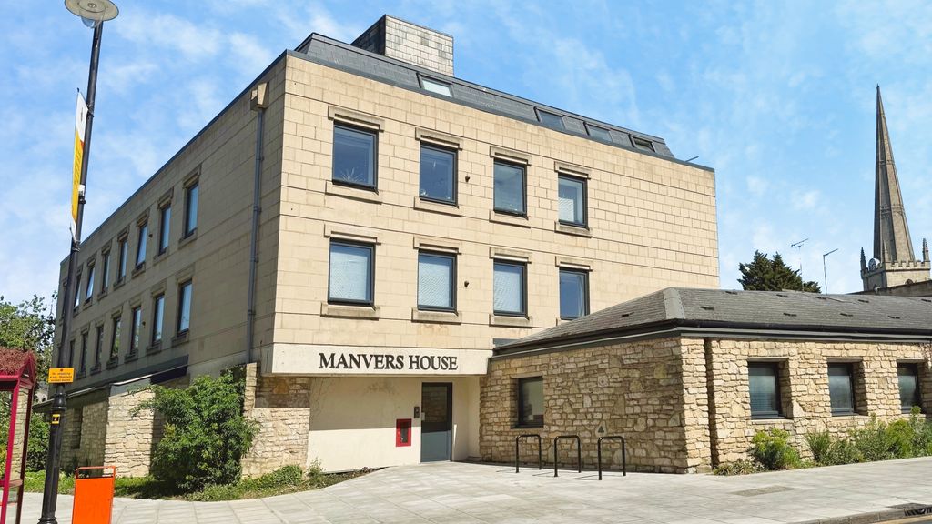 1 bed flat for saleManvers House, Trowbridge BA14