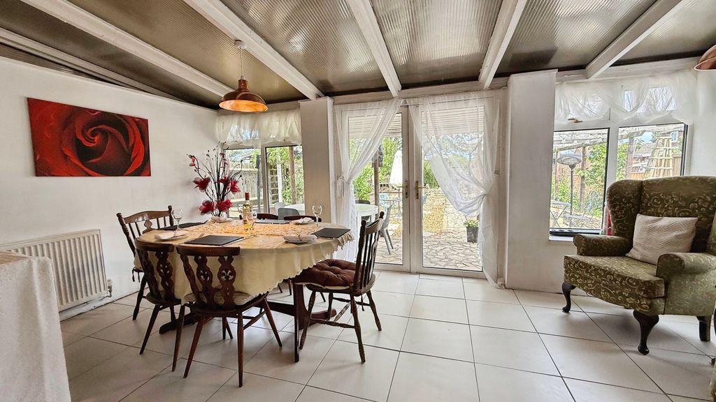 Additional image 8 of 3 bed detached house for saleOldfield Park, Westbury BA13
