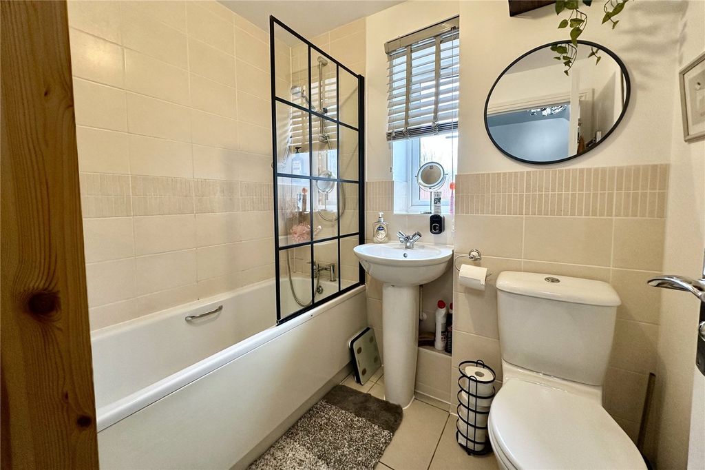 Additional image 10 of 3 bed semi-detached house for saleCuckoo Lane, Bracknell, Berkshire RG12