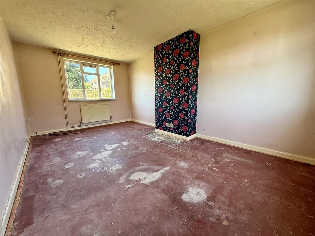 Additional image 4 of 3 bed semi-detached house for saleDoveys Terrace, Kington Langley, Chippenham SN15