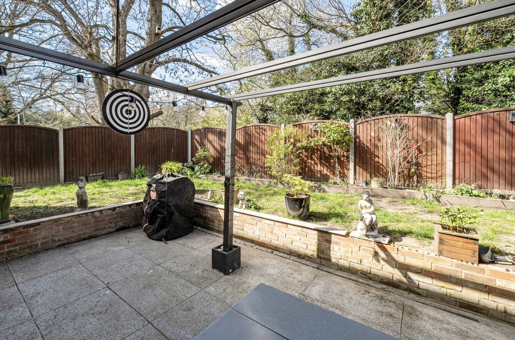 Additional image 14 of 4 bed detached house for saleRectory Close, Bracknell, Berkshire RG12