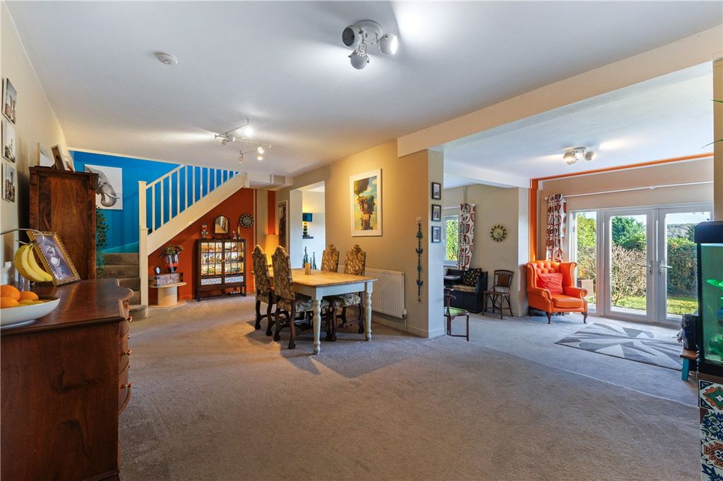 Additional image 7 of 4 bed detached house for salePipers Piece, Herd Street, Marlborough, Wiltshire SN8
