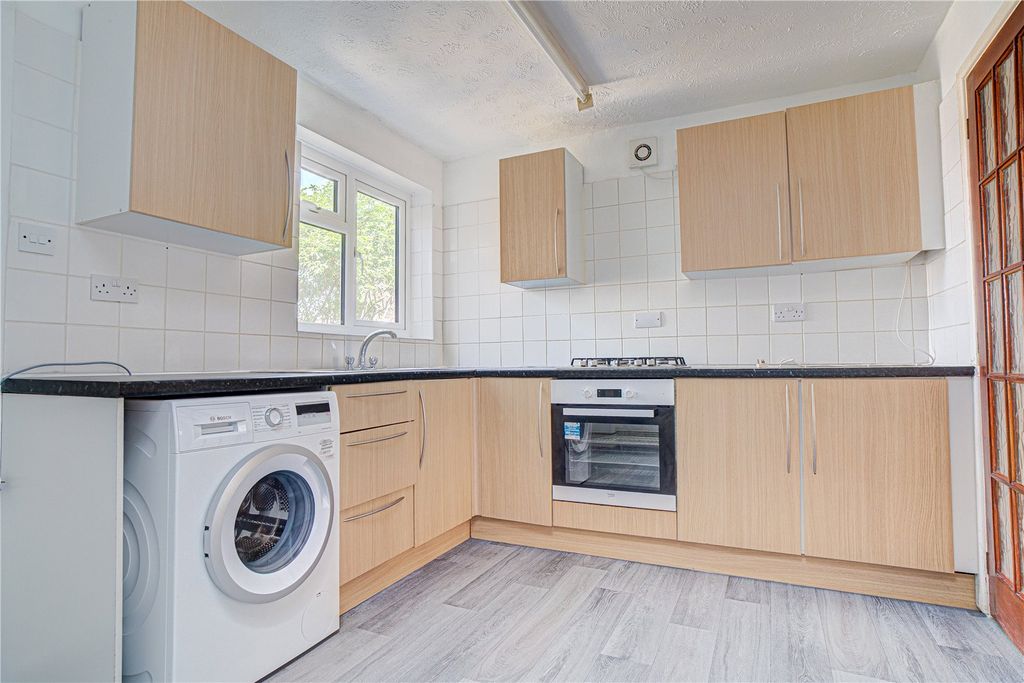 Additional image 5 of 2 bed terraced house for saleRedcliffe Street, Swindon, Wiltshire SN2