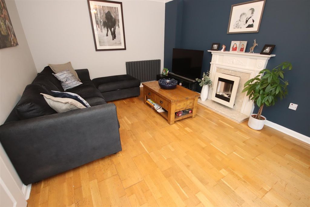 Additional image 6 of 5 bed detached house for saleAintree Drive, Chippenham SN14