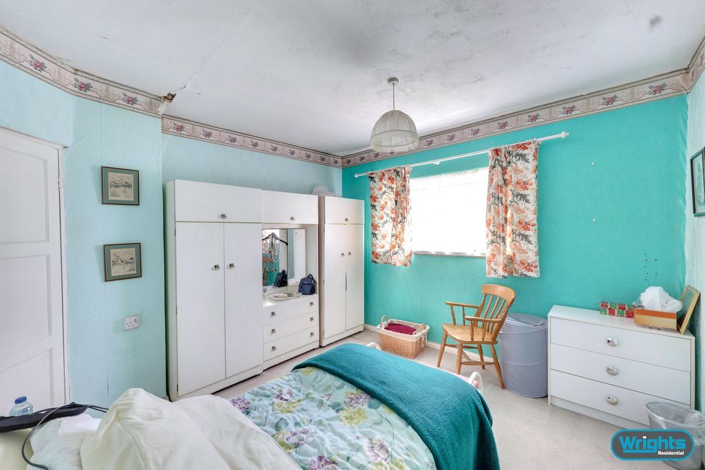 Additional image 7 of 3 bed semi-detached house for saleManor Road, Trowbridge BA14