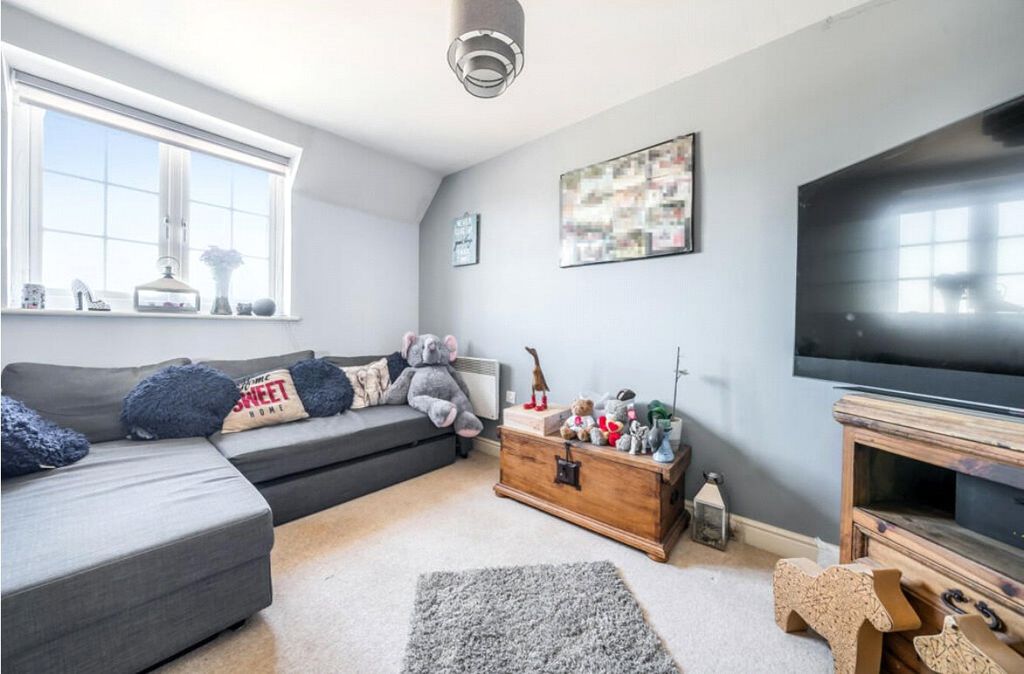 Additional image 4 of 2 bed flat for saleFlycatcher Keep, Bracknell, Berkshire RG12