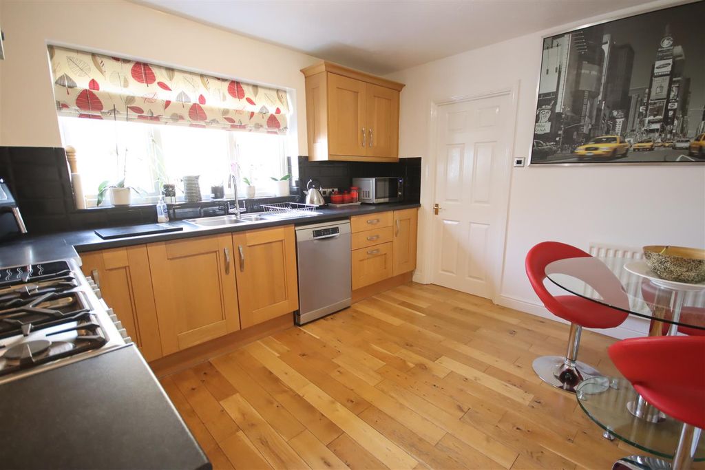 Additional image 8 of 5 bed detached house for saleOak Road, Chippenham SN14