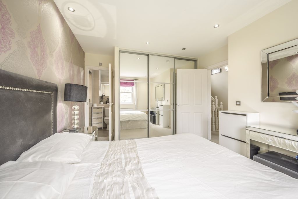 Additional image 16 of 5 bed detached house for saleEast Wichel Way, Swindon SN1