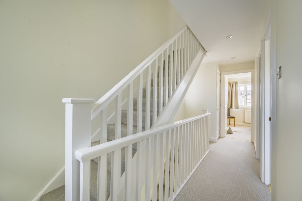 Additional image 11 of 3 bed semi-detached house for saleDewell Mews, Old Town, Swindon SN3