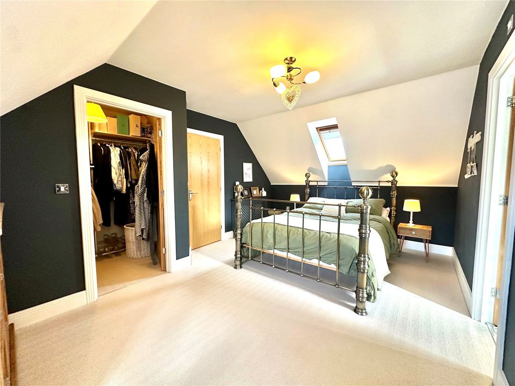 Additional image 17 of 5 bed detached house for saleGosling Close, Wanborough, Swindon SN4