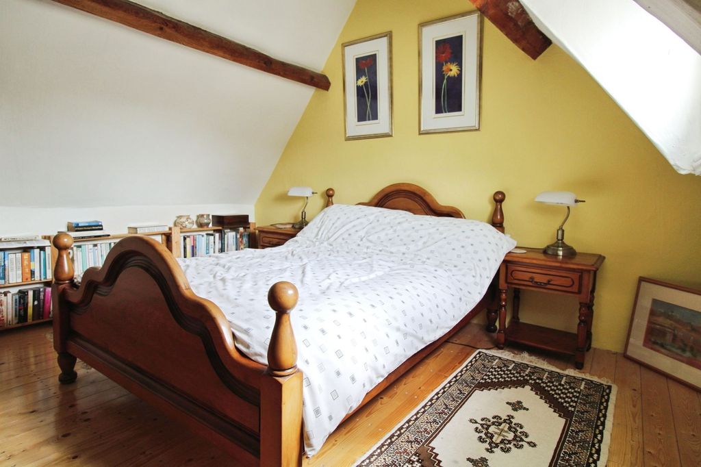Additional image 19 of 4 bed town house for saleBarn Street, Marlborough SN8