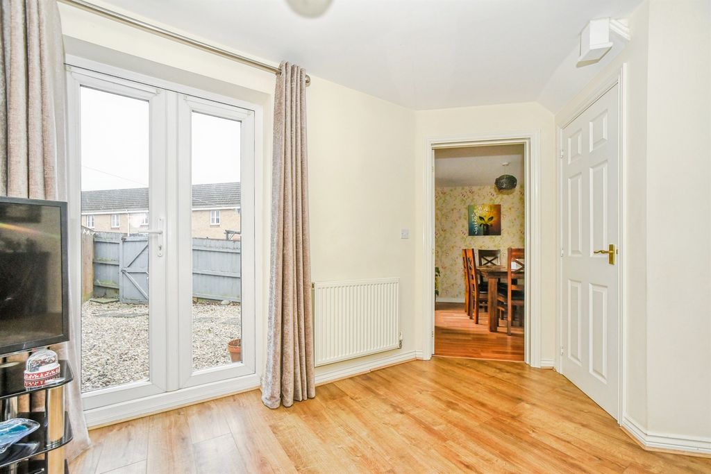 Additional image 5 of 3 bed semi-detached house for saleEndeavour Road, Swindon SN3