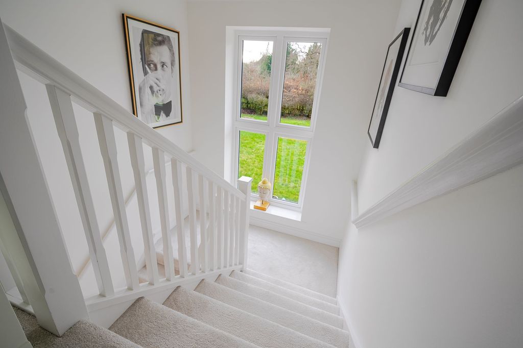 Additional image 9 of 4 bed detached house for saleOak Farm Close, Ascot SL5