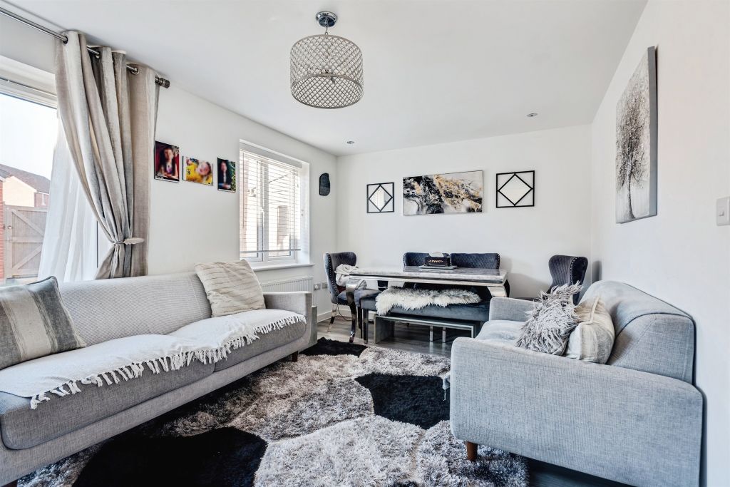 Additional image 6 of 4 bed semi-detached house for saleBrickworth Place, Swindon SN3