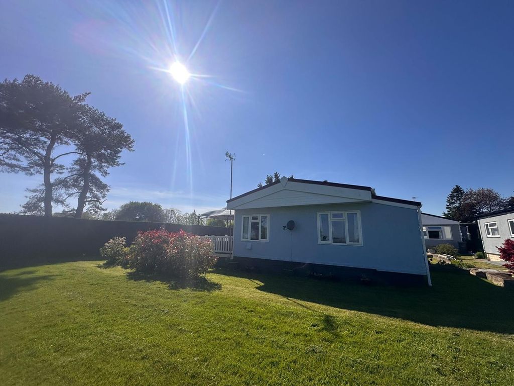 Additional image 15 of 2 bed mobile/park home for saleHillview Park Home Estate, Oare, Marlborough SN8