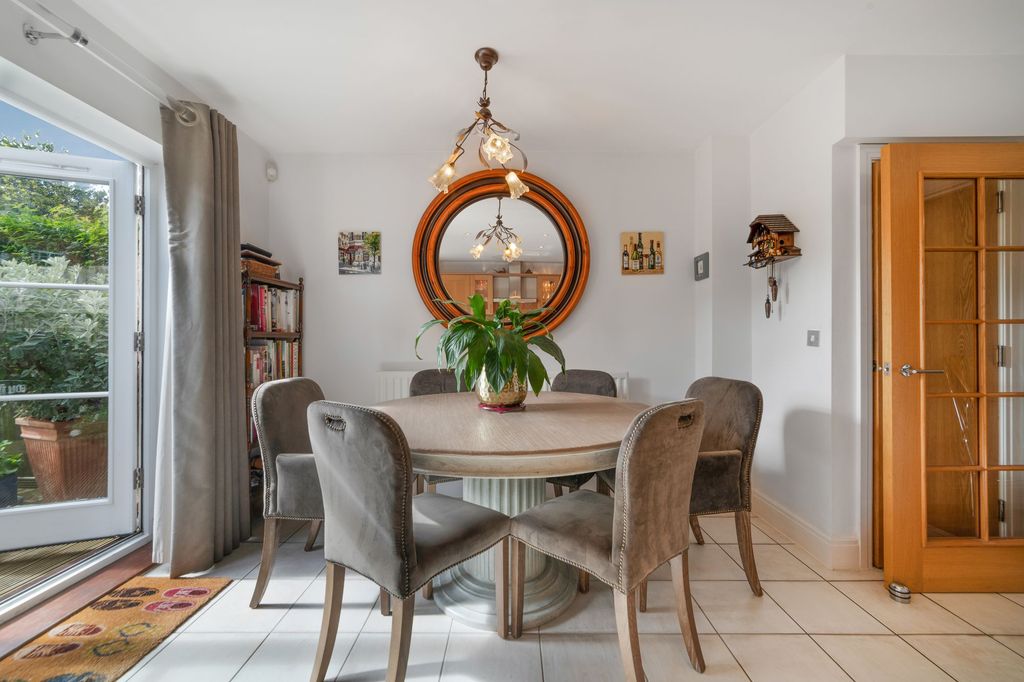 Additional image 4 of 3 bed terraced house for saleHighgrove Avenue, Ascot SL5