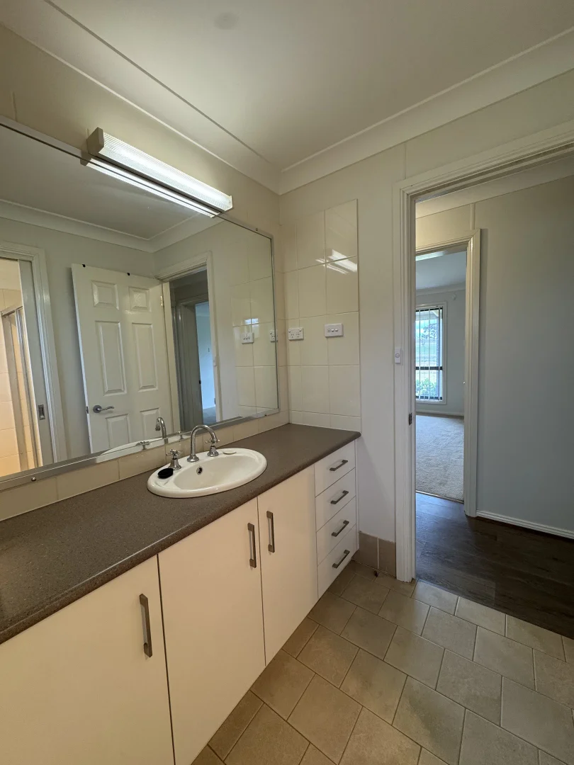 Additional image 8 of Henty NSW 2658