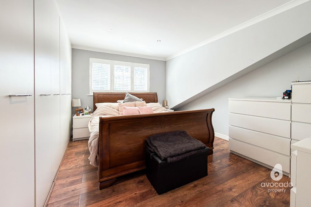 Additional image 8 of 4 bed detached house for saleOrion, Bracknell RG12