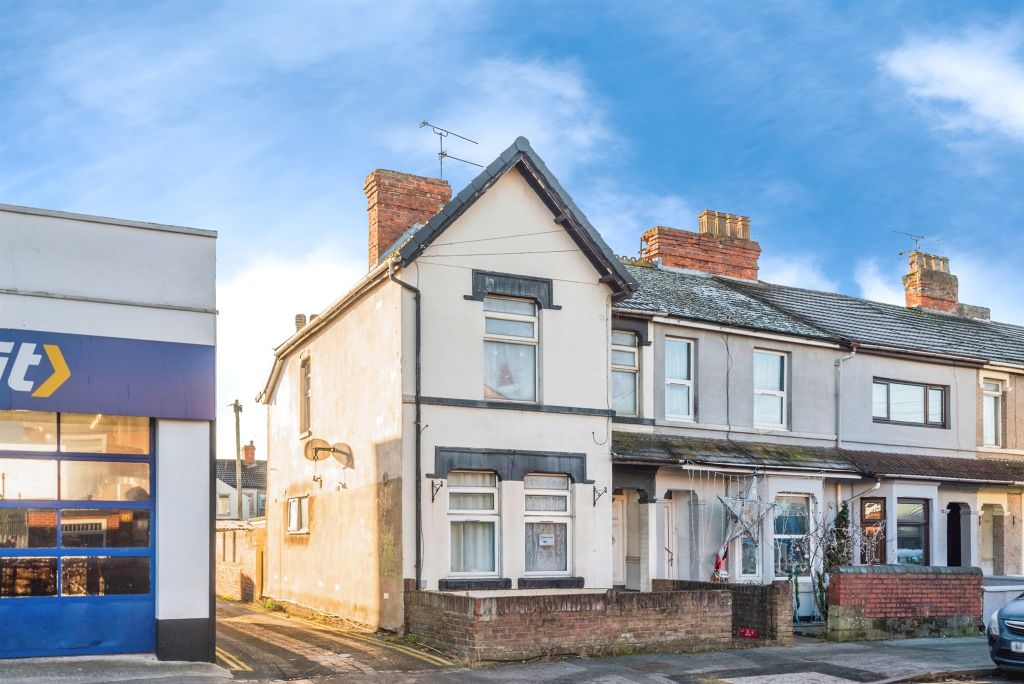 3 bed flat for saleStation Road, Swindon SN1