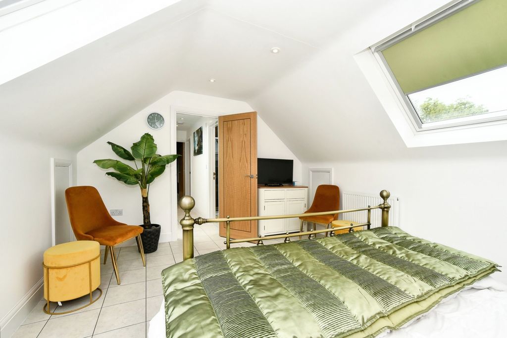Additional image 14 of 6 bed detached house for saleAdams Meadow - Wanborough, Swindon SN4