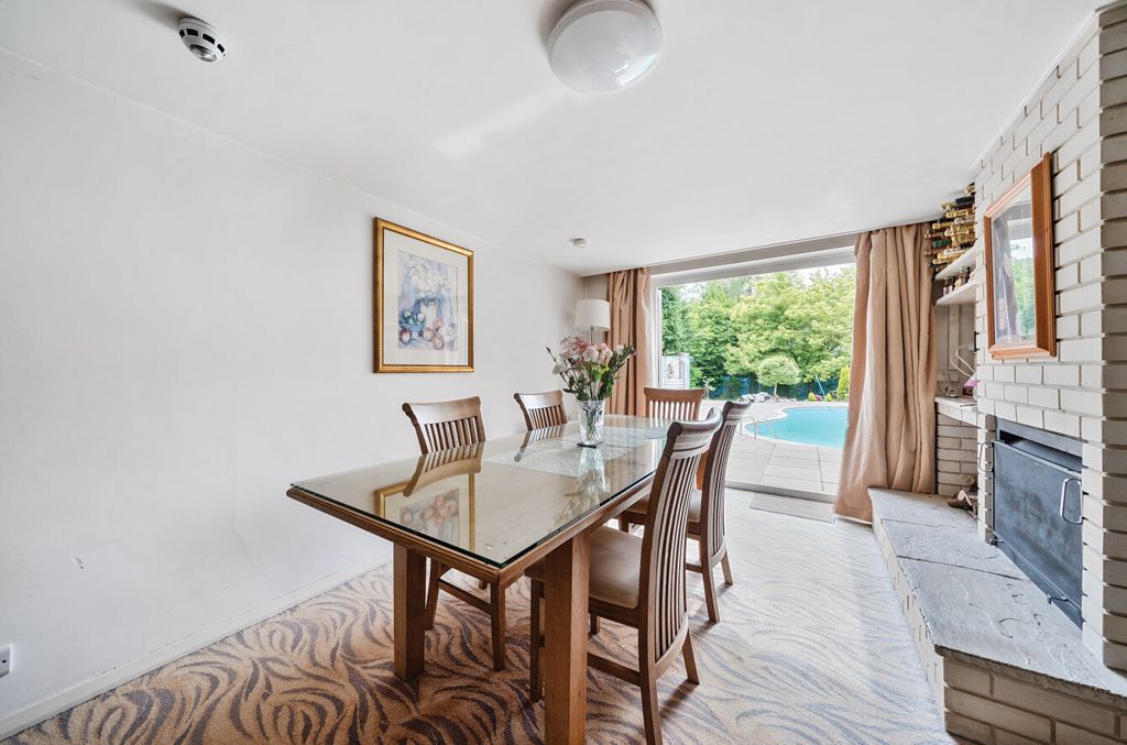 Additional image 5 of 6 bed detached house for saleLyndhurst Road, Landford, Salisbury SP5