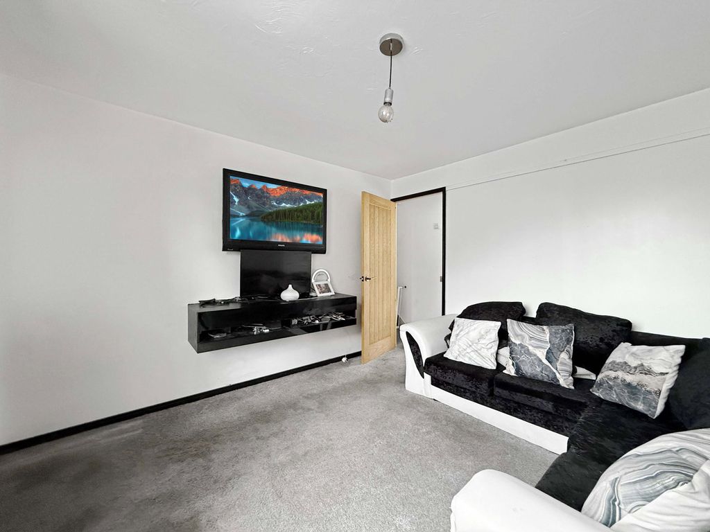 Additional image 2 of 3 bed detached house for saleWoodman Mead, Warminster BA12