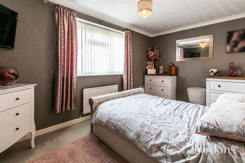 Additional image 12 of 4 bed detached house for saleHigh Mead, Woodshaw, Royal Wootton Bassett SN4
