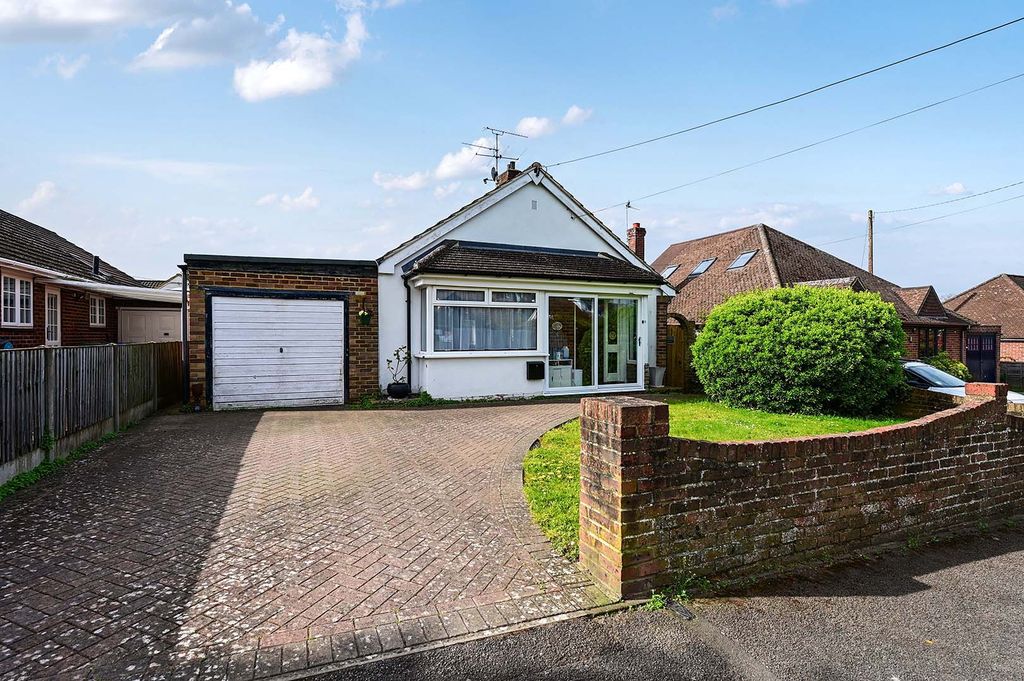 3 bed detached bungalow for saleYeovil Road, College Town, Sandhurst GU47