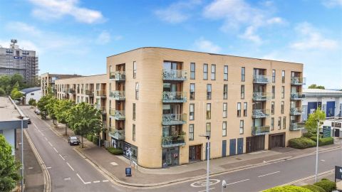 Jubilee Avenue, Highams Park E4