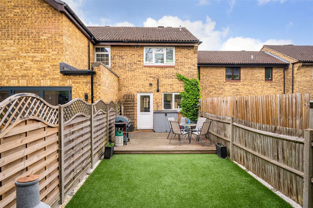 Additional image 12 of 2 bed terraced house for salePewsey Vale, Bracknell, Berkshire RG12