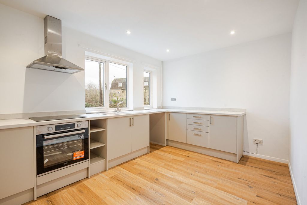 3 bed terraced house for saleBarley Close, Malmesbury SN16