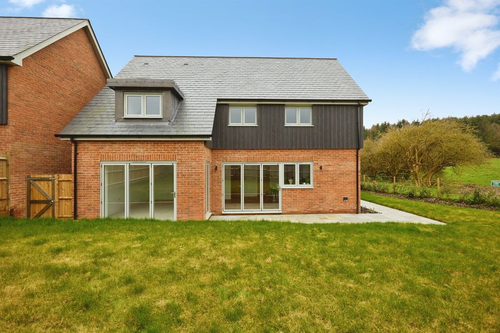 Additional image 4 of 3 bed detached house for saleWitt Road, Winterslow, Salisbury SP5