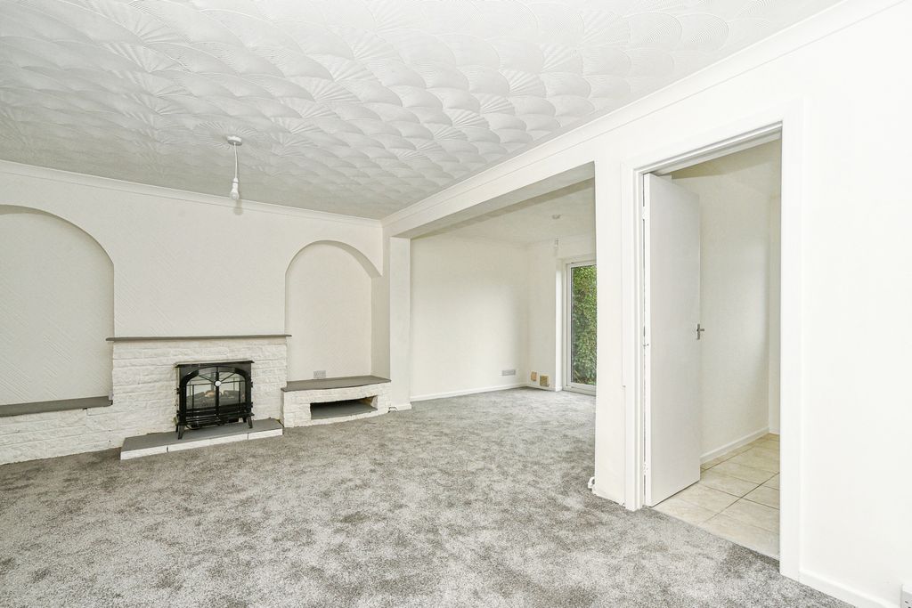 Additional image 5 of 3 bed semi-detached house for saleColebrook Road - Coleview, Swindon SN3