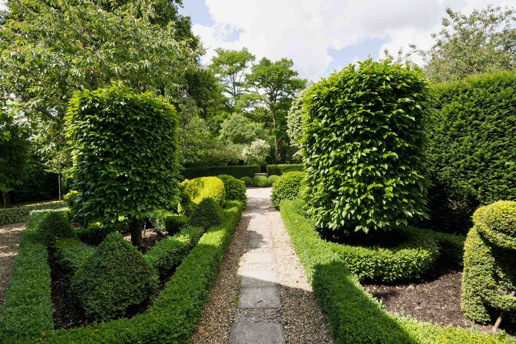 Additional image 7 of 4 bed detached house for saleMildenhall, Marlborough SN8