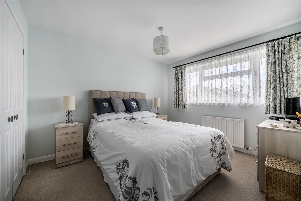 Additional image 15 of 4 bed detached house for saleSalisbury Close, Chippenham SN14