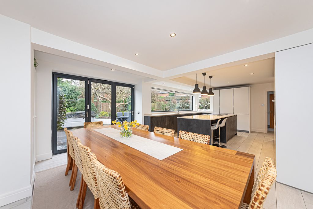 Additional image 8 of 5 bed detached house for saleWalton Drive, Ascot SL5