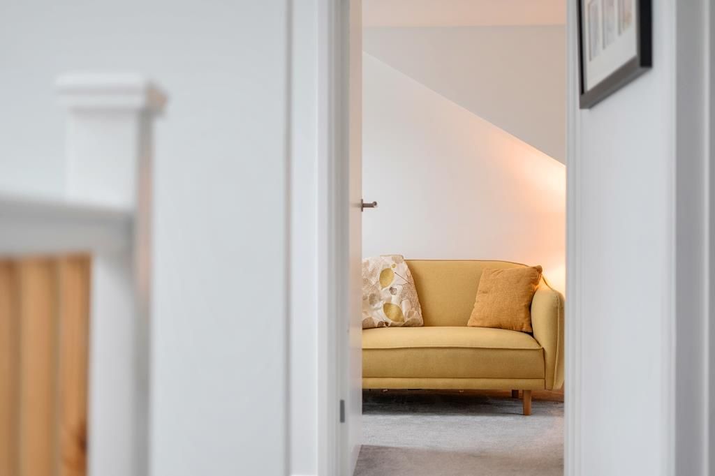 Additional image 15 of 6 bed detached house for saleFennel Close, Swindon SN2