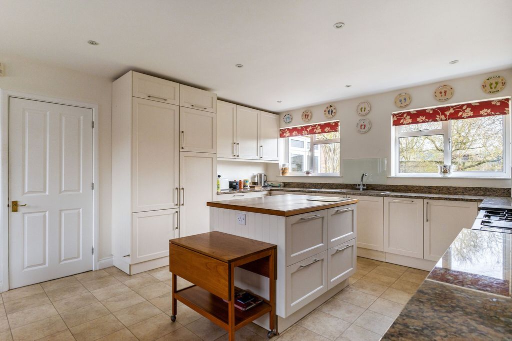 Additional image 3 of 4 bed detached house for saleNetton, Salisbury SP4