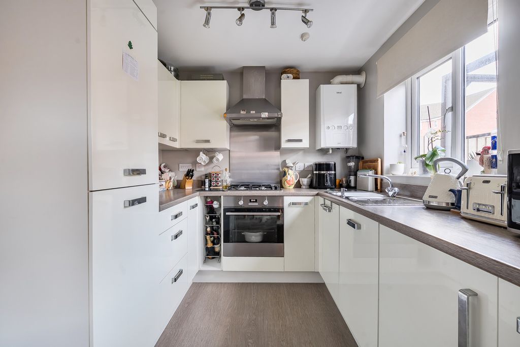 Additional image 2 of 3 bed semi-detached house for saleAcademy Close, Melksham SN12