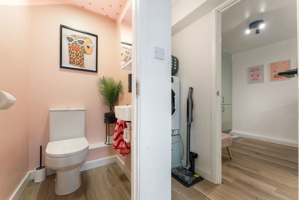 Additional image 7 of 4 bed terraced house for saleWyndham Road, Salisbury SP1
