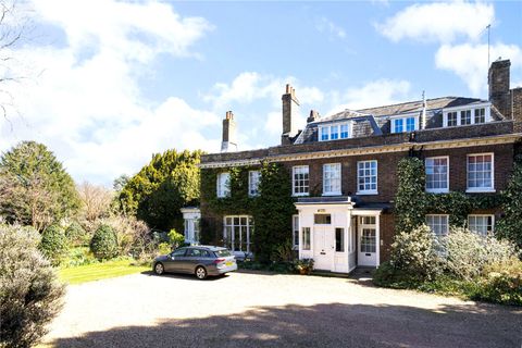 Lower Teddington Road, Kingston Upon Thames, London KT1