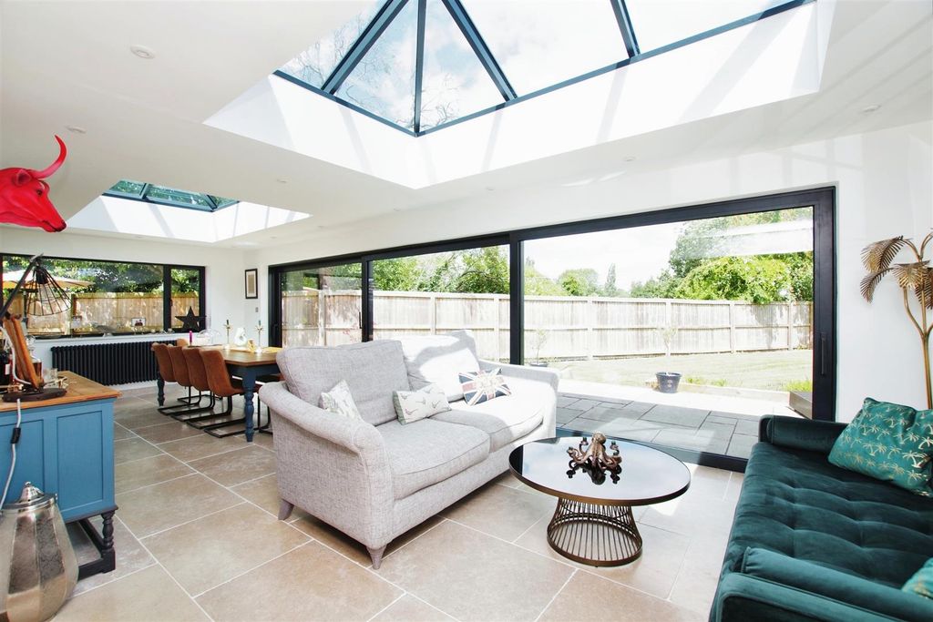 Additional image 4 of 4 bed detached house for saleThe Maltings, Wanborough, Swindon SN4
