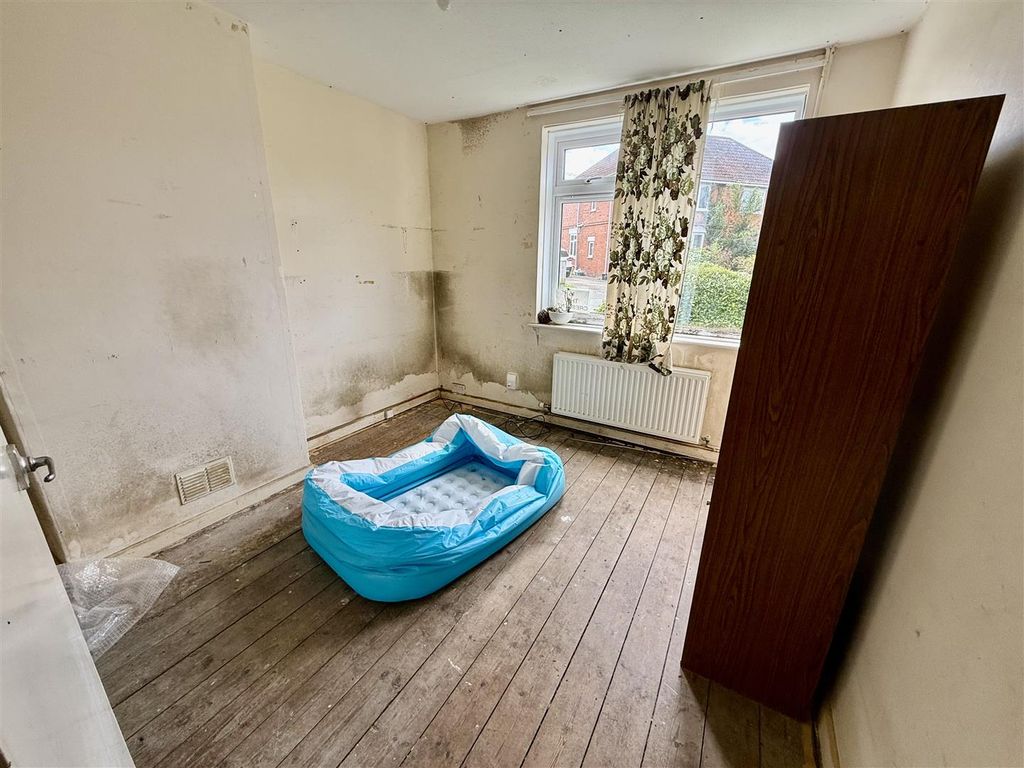 Additional image 5 of 3 bed semi-detached house for saleThe Crescent, Westbury BA13