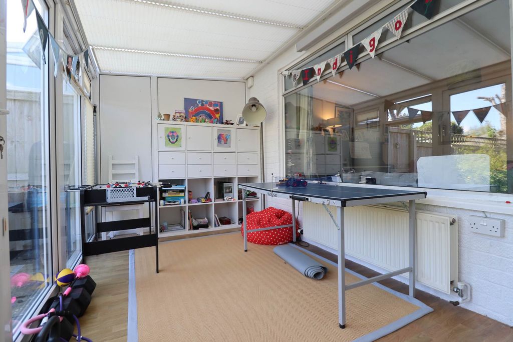 Additional image 4 of 3 bed terraced house for saleSavernake Court, Marlborough SN8