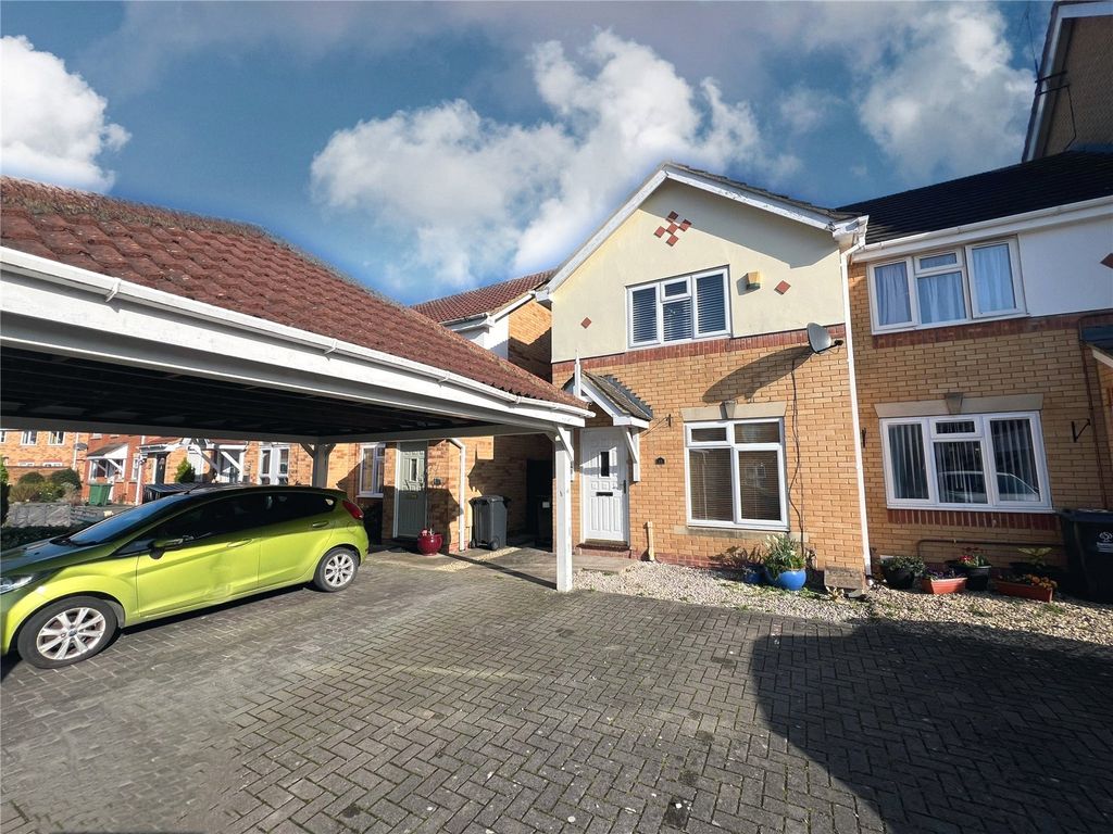 3 bed semi-detached house for saleEmerson Close, Abbey Meads, Swindon SN25