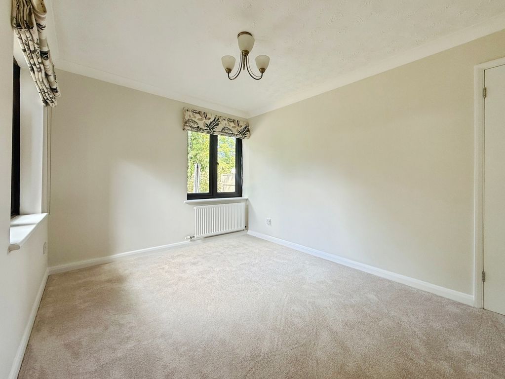 Additional image 8 of 3 bed detached house for saleKings Road, Crowthorne, Berkshire RG45