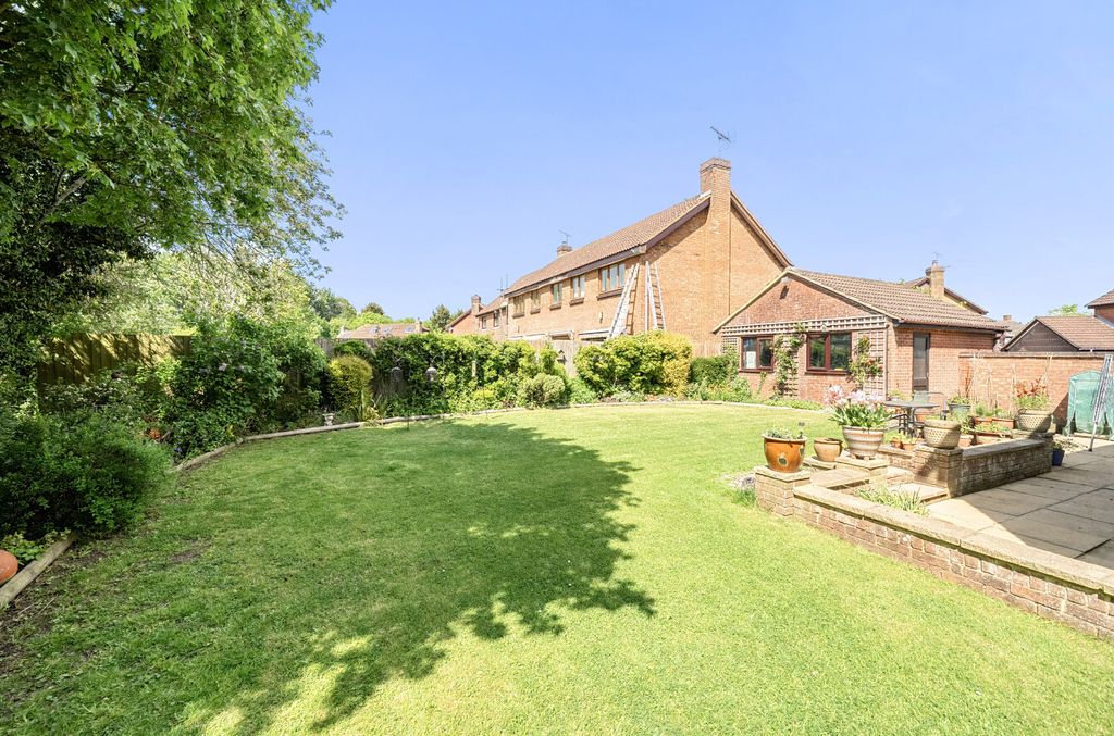 Additional image 2 of 4 bed detached house for saleJewel Close, Grange Park, Swindon SN5