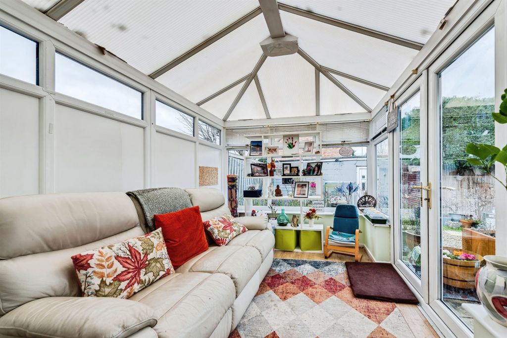 Additional image 7 of 3 bed end terrace house for saleThames Avenue, Swindon SN25