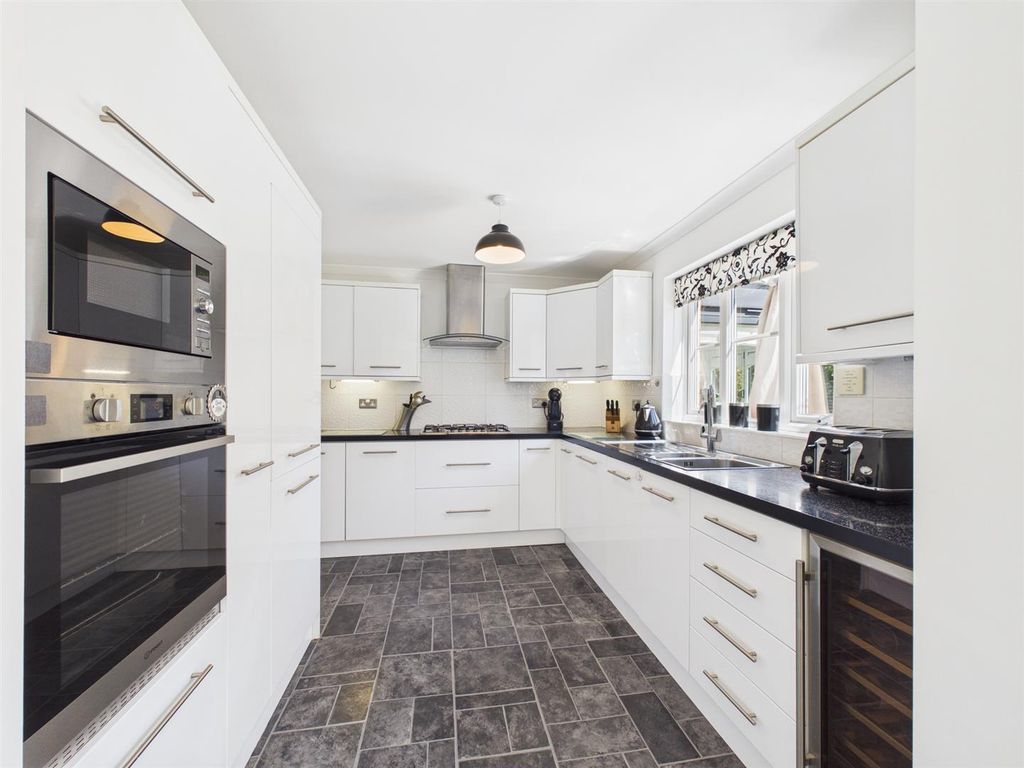 Additional image 8 of 3 bed detached house for saleBythebrook, Chippenham SN14